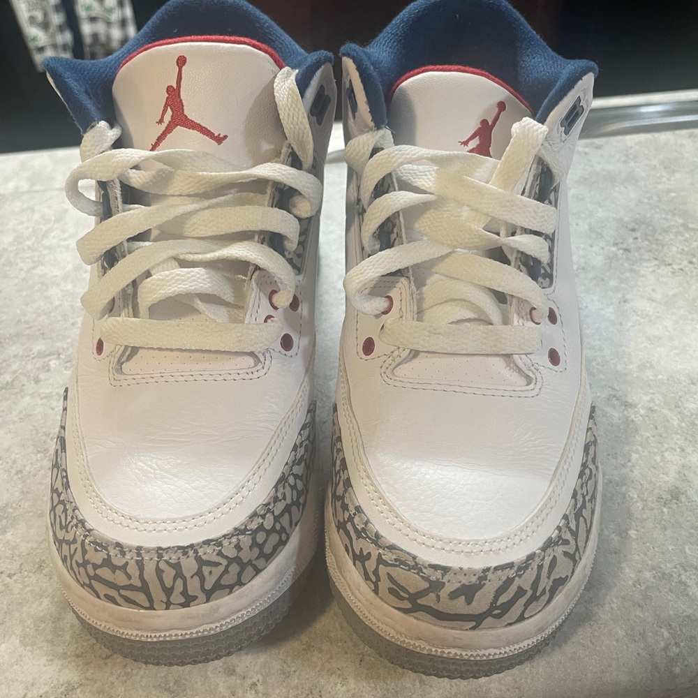 4y true blue 3s